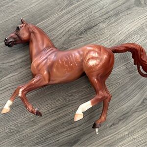 Breyer Chestnut Horse Action Figure